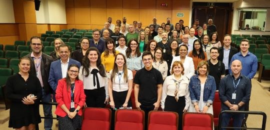 Durante o encontro, estão sendo discutidos temas relacionados ao Plano de Logística Sustentável,...