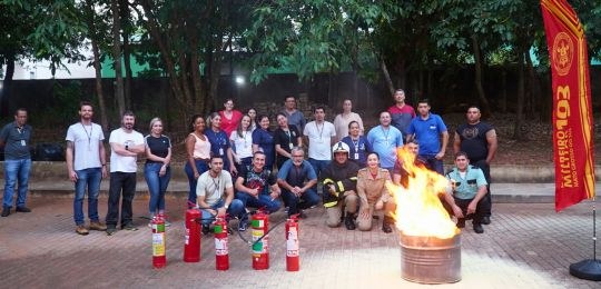 Ação contou com o apoio do Corpo de Bombeiros