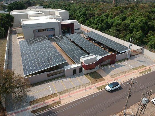 Nova Usina Fotovoltaica do TRE-MS é inaugurada
